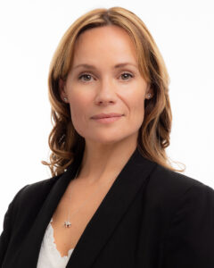 WHAT IS A PROFESSIONAL BUSINESS PHOTO ? - Studio Grey