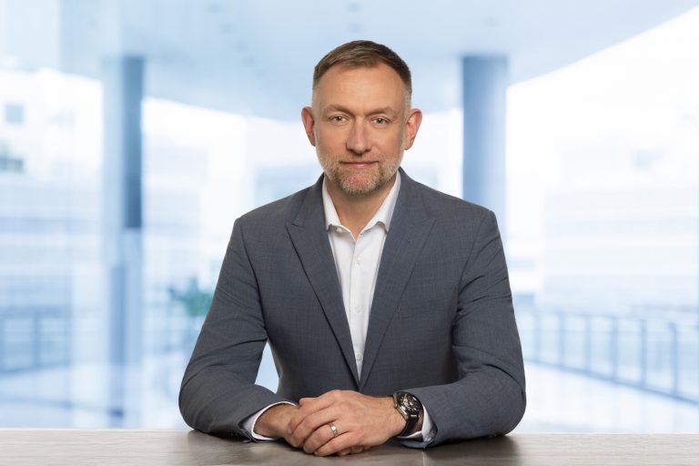 Executive Headshots by Studio Grey https://studio-grey.net, © Studio Grey 2025 Executive Headshots, Company Headshots, Profile Photo, LinkedIn Headshot, Headshots