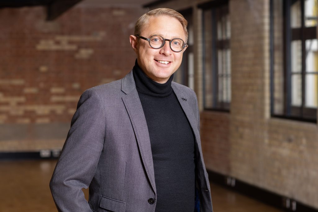 Professional headshots London, London headshot photography, Headshot studio London, Best headshots London, Affordable headshots London, Corporate headshots London, Actor headshots London, Business headshots London, Entrepreneur headshots London, Celebrity headshots London, Central London headshots, Fleet Street headshots, Headshots near me London, London EC4A headshots, Headshot studio Central London, 30-minute headshot session London, PR portrait session London, Retouched headshots London, Black and white headshots London, Social media headshots London, Where to get professional headshots in London, Best headshot photographers in London, Affordable headshot studios in Central London, Corporate headshot packages London, High-quality headshots for actors in London