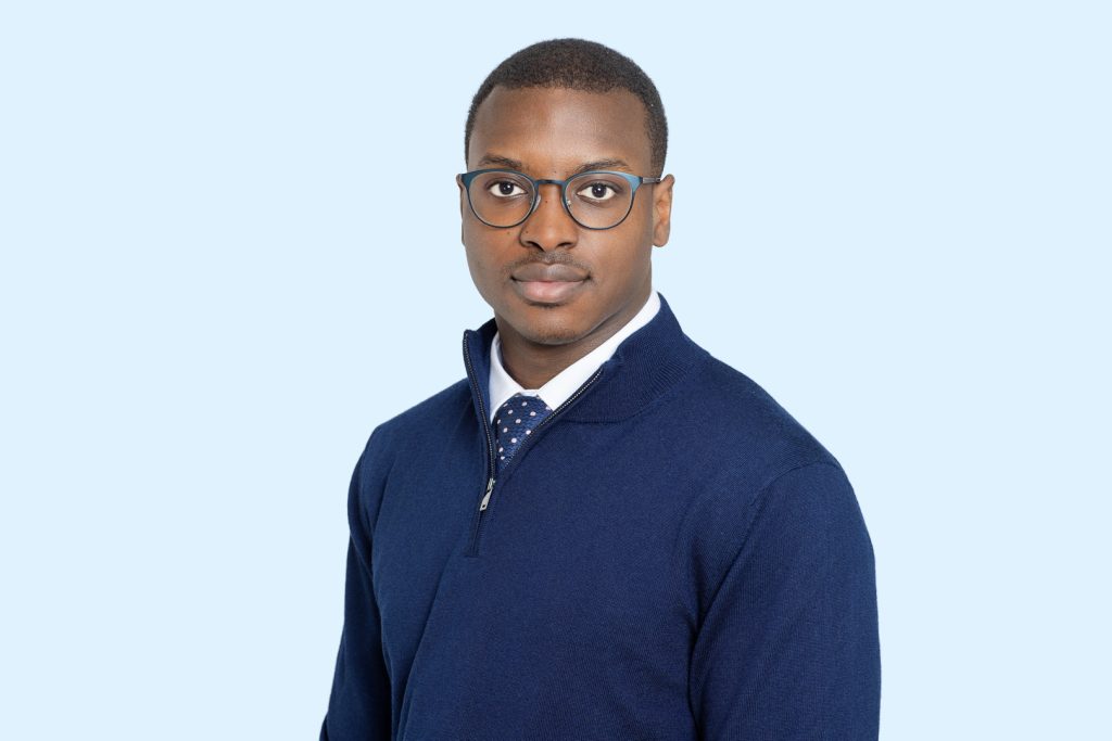 Executive Headshots and Events by Studio Grey https://studio-grey.net, © Studio Grey 2025 Executive Headshots, Events, Company Headshots, Profile Photo, LinkedIn Headshot, Headshots Contact us: http://bit.ly/4mGiYca